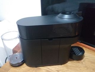 Cafetera Nespresso Vertuo Negra