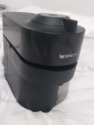 Cafetera Nespresso Vertuo Negra