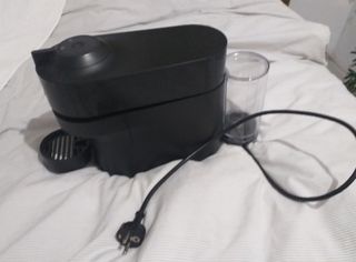 Cafetera Nespresso Vertuo Negra