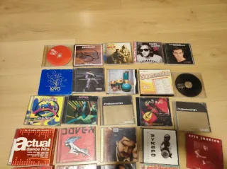 Lote CDs  Variados, 36 unidades