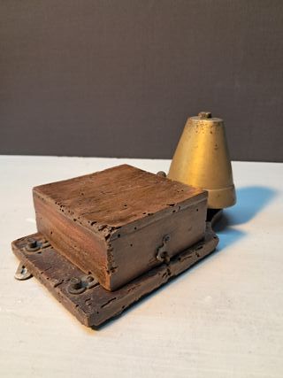 TIMBRE DE PARED ANTIGUO.