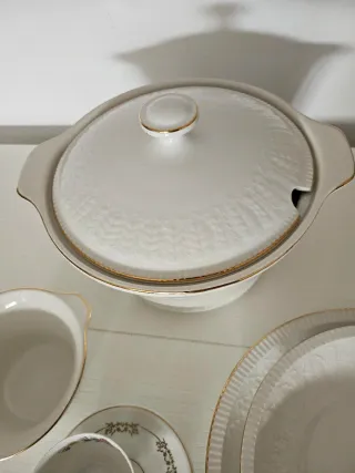 Vajilla porcelana antigua.