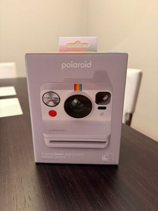 Cámara Polaroid Now+ Gen 3 + 8 Fotos