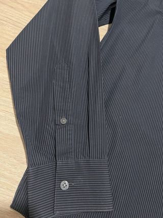 Camisa Calvin Klein Rayas Negras y Grises