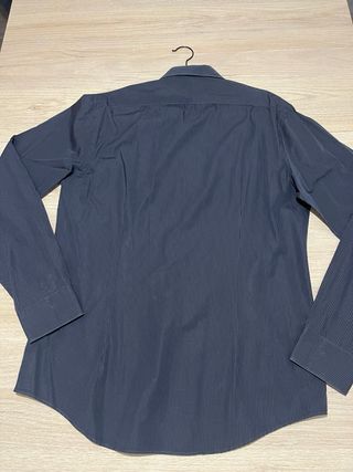 Camisa Calvin Klein Rayas Negras y Grises