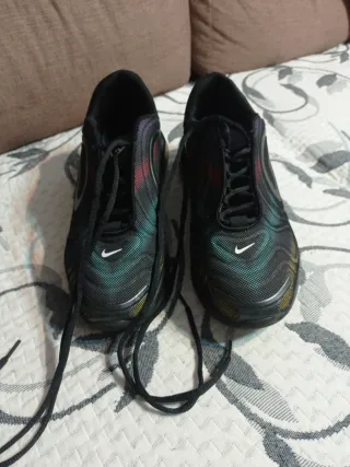 Zapatillas Nike Air Max 720 Negras Multicolor