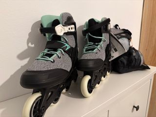 Patines talla 39 sin estrenar + rodilleras