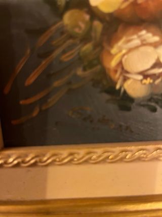 Cuadro al óleo flores marco dorado