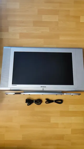 Televisor 26" + HDMI + alimentación