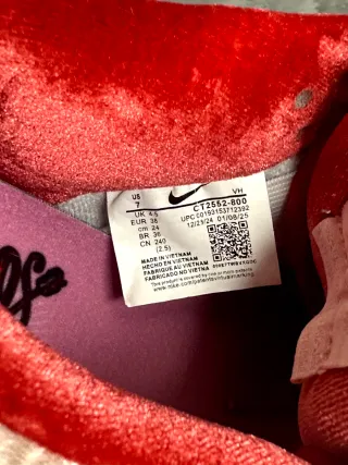 Nike SB Dunk Low StrangeLove Mai Indossate