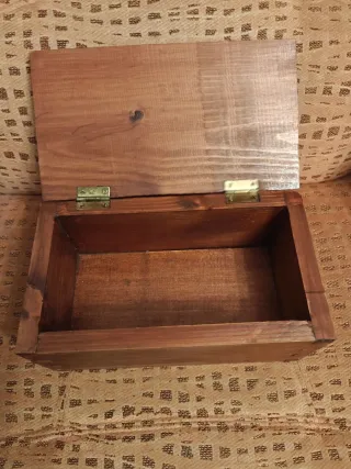 Cofre de madera rústico