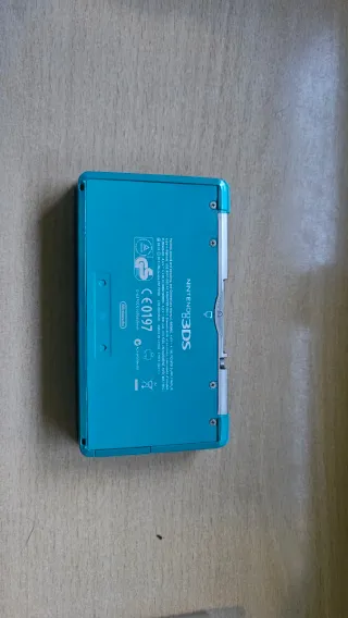 Nintendo 3DS Aqua + Cargador Original