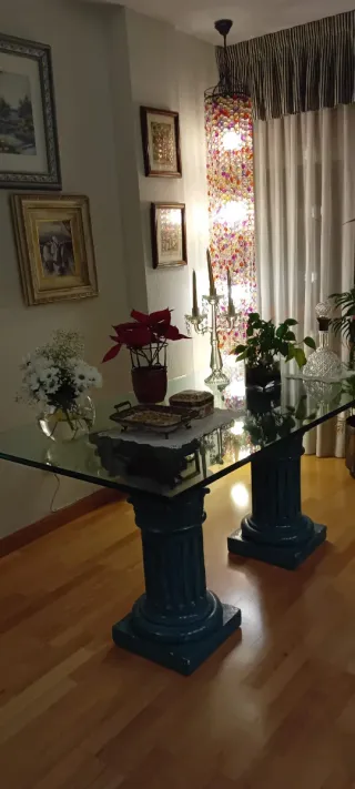 Mesa grande de cristal