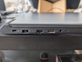 Portátil Gaming Lenovo Legion Y520