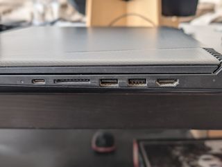 Portátil Gaming Lenovo Legion Y520