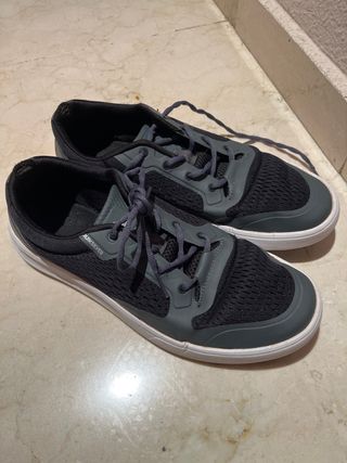 Zapatos Quiksilver Negros y Grises