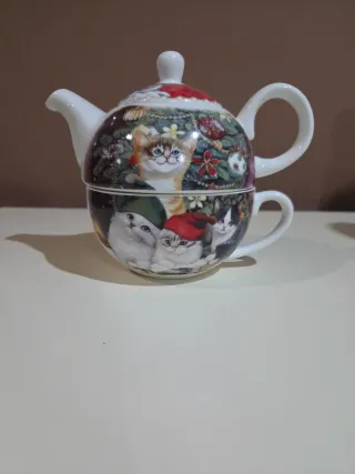 Tetera individual con taza. Motivo gatitos