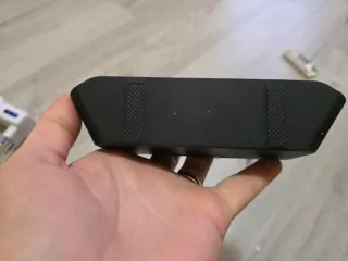 Cassa Bluetooth Nera e Argento.