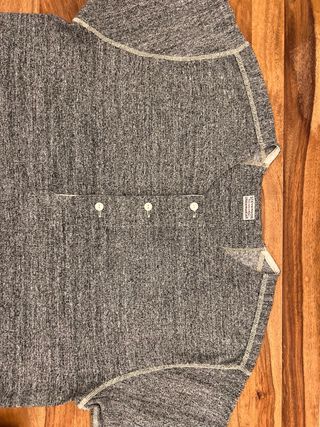 Camiseta algodón Henley Stevenson Overall Co. Gris