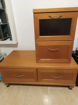Mesita de noche de madera maciza y cristal