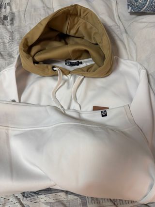 Sudadera Xcess con capucha y cremallera