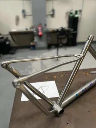 Cuadro Titanio Angel Works Cycles