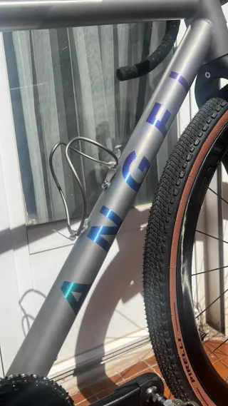 Cuadro Titanio Angel Works Cycles