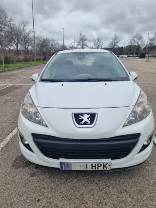 Peugeot 207+ (plus) año 2013