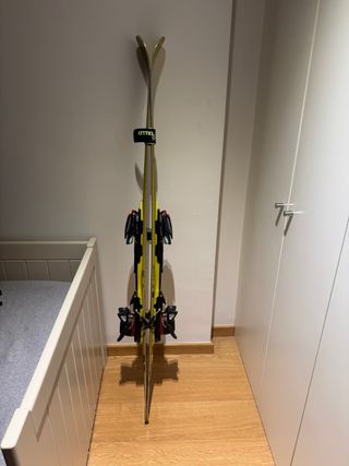 Esquís Dynastar 160cm con fijaciones