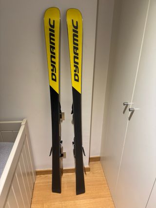 Esquís Dynastar 160cm con fijaciones