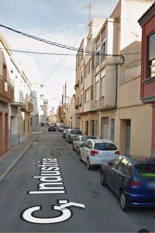 ￼  Piso en venta – Burriana, Calle Industria