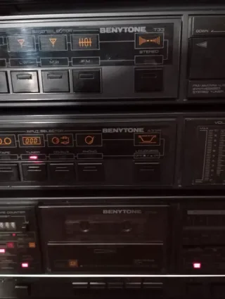 Cadena de música Benytone y JVC