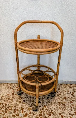 Camarera Vintage Caña y Ratán