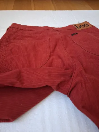 Pantalón Lee Rojo