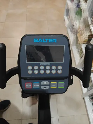 Bicicleta Estática semi profesional SALTER RS29.