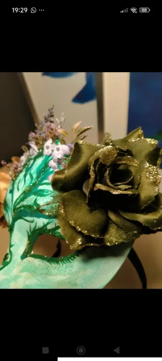 Maschera di carnevale decorata