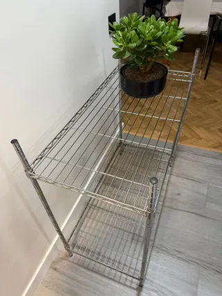 Estantería metálica