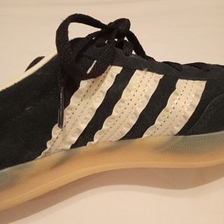 Adidas Gazelle Negras y Blancas - Como Nuevas