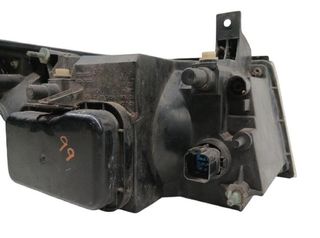 Faro del 13a045 ford transit caja cerrada, 230940