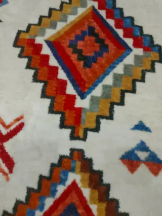 Alfombra geométrica Nueva a Estrenar 100x160 cm