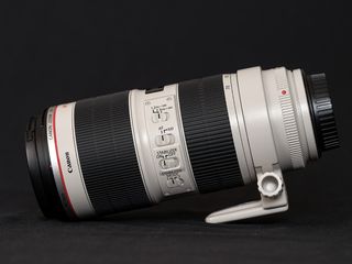 Canon EF 70-200mm f/2.8L IS II USM