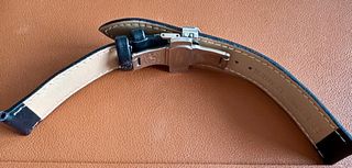 Correa de reloj de cuero con cierre desplegable