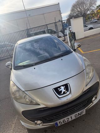 Peugeot 207 2009