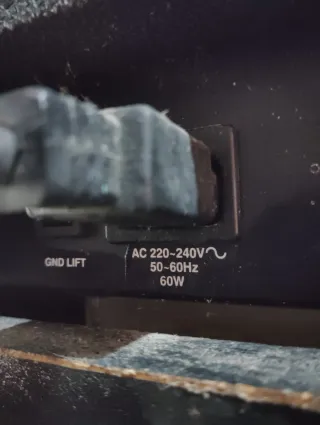 Guitarra Eléctrica Negra + Amplificador pequeño