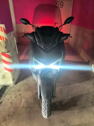 Yamaha XMAX 125cc 2024