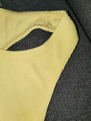 Top amarillo tirantes