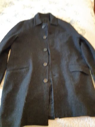 2 Cappotti Neri Taglia L prezzo trattabile