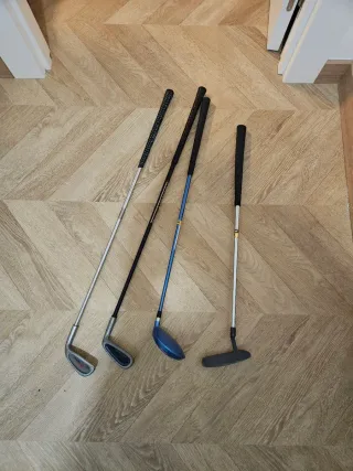 Bolsa y palos de golf para niño