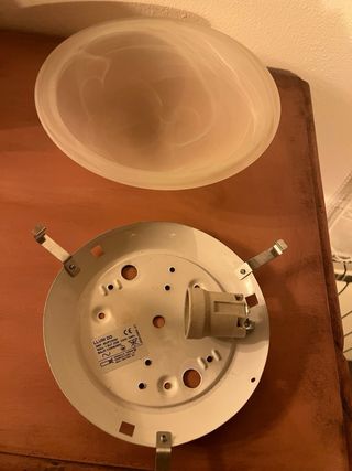 Plafón de techo cristal y metal