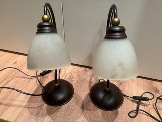 Lámpara de mesa noche metal y cristal 8€ las 2